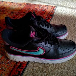 Men's Nike Air Force 1. 07' LV8 Sport "South Beach"  Shoes